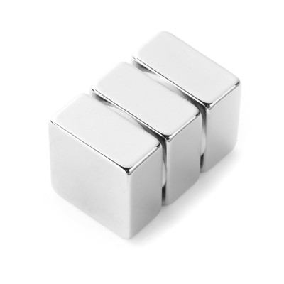 Magnet neodymový obdlžníkový 20x20x10mm sila 13,7kg